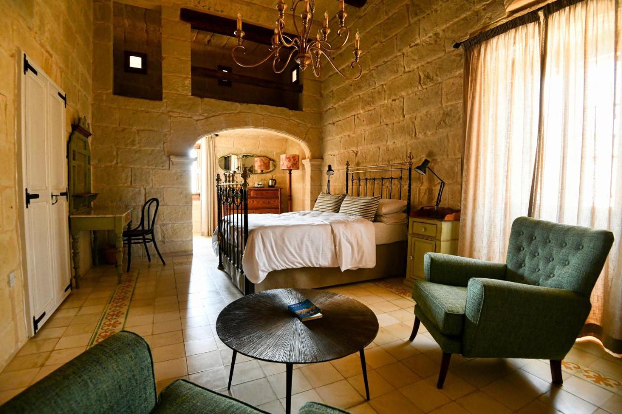 마리아스 B&B Għasri 외부 사진