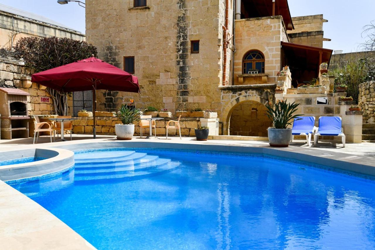 마리아스 B&B Għasri 외부 사진