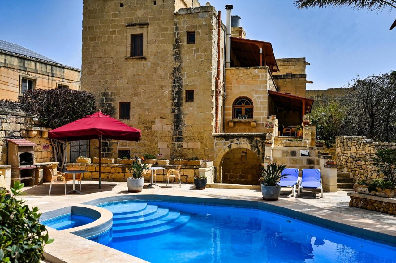마리아스 B&B Għasri 외부 사진