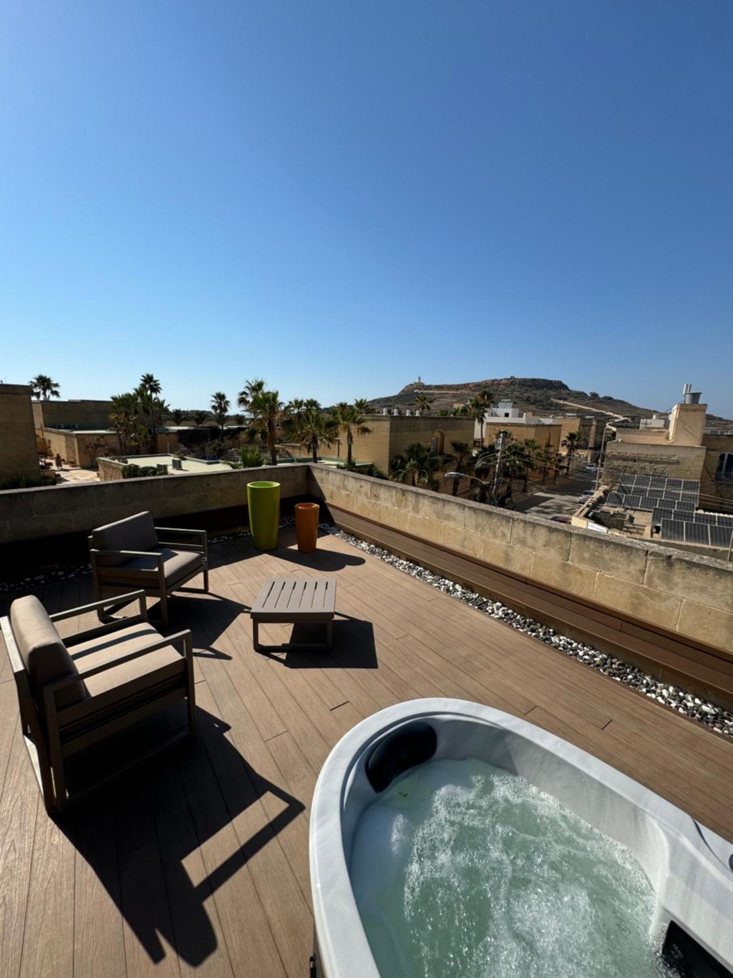 마리아스 B&B Għasri 외부 사진
